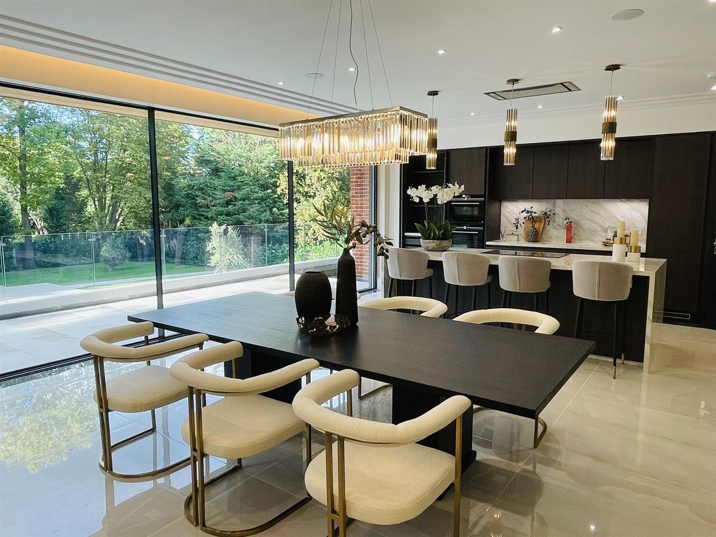 2 bed flat for sale in Tamara Court, Stradbroke Drive, Chigwell