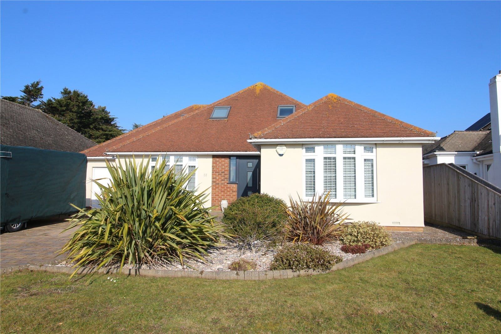 Solent Drive, Barton On Sea, Hampshire, BH25 7AW