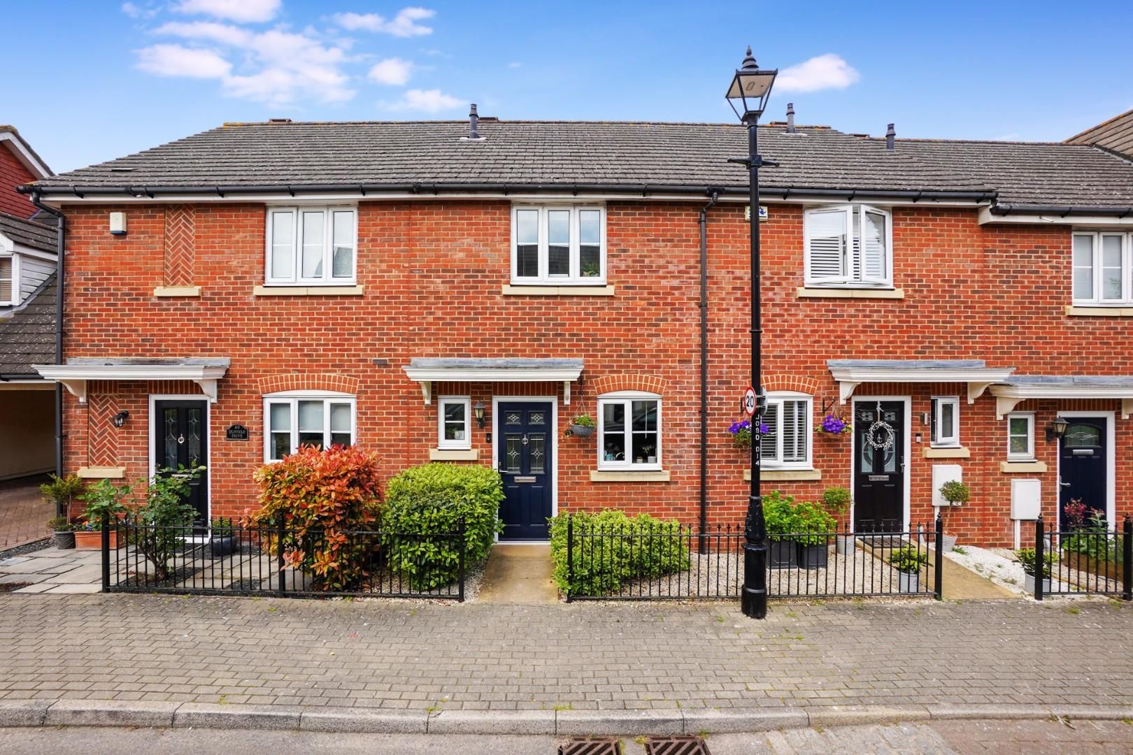 Oldfield Drive, Wouldham, Rochester, Kent, ME1 3GP