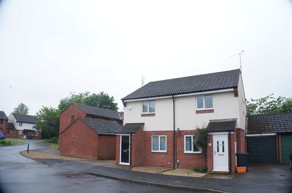 Berkshire Drive, Shaw, Swindon, Wiltshire, SN5 5RP