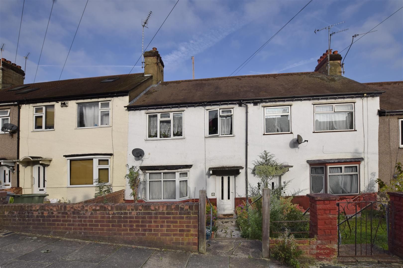 Dagmar Avenue, Wembley, Middlesex, HA9 8DE