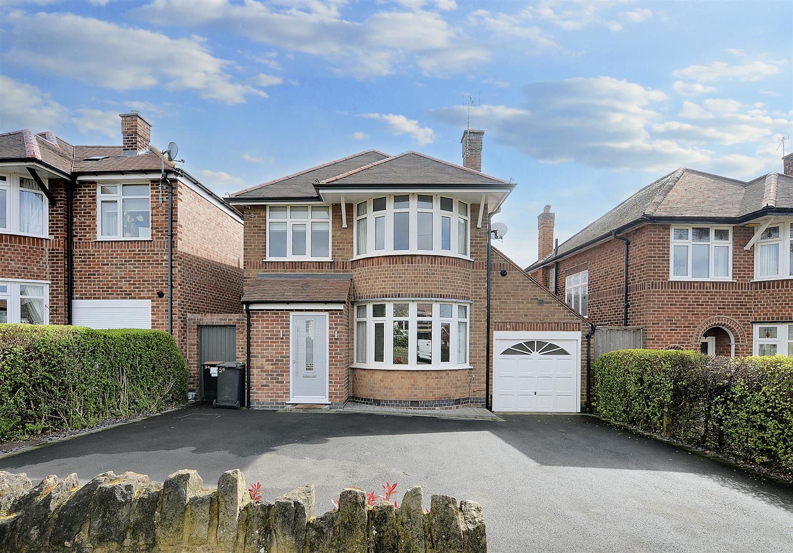 Thoresby Road, Bramcote, Nottingham, NG9 3EN