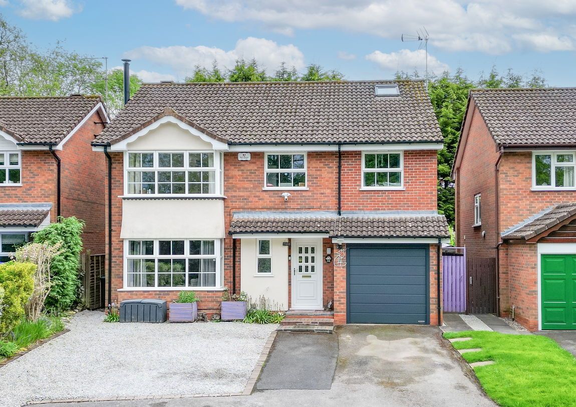 Foxlydiate Lane, Webheath, Redditch, B97 5PB