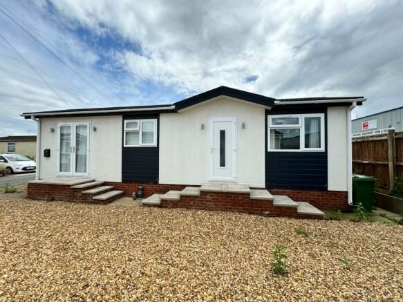 Fengate Mobile Home Park, Peterborough, Peterborough, PE1 5XD