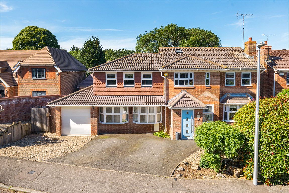 Charlotte Drive, Wigmore, Kent, ME8 0DA