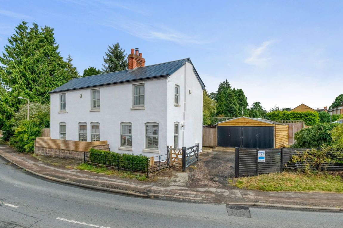 Wildmoor Lane, Catshill, Bromsgrove, B61 0NS