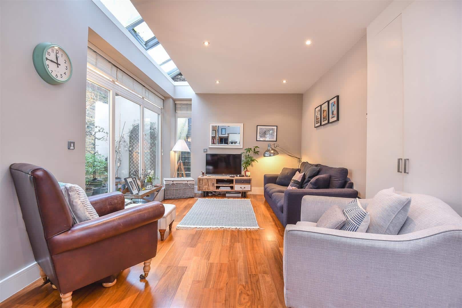 Roehampton Lane, Putney, London, SW15 5LS