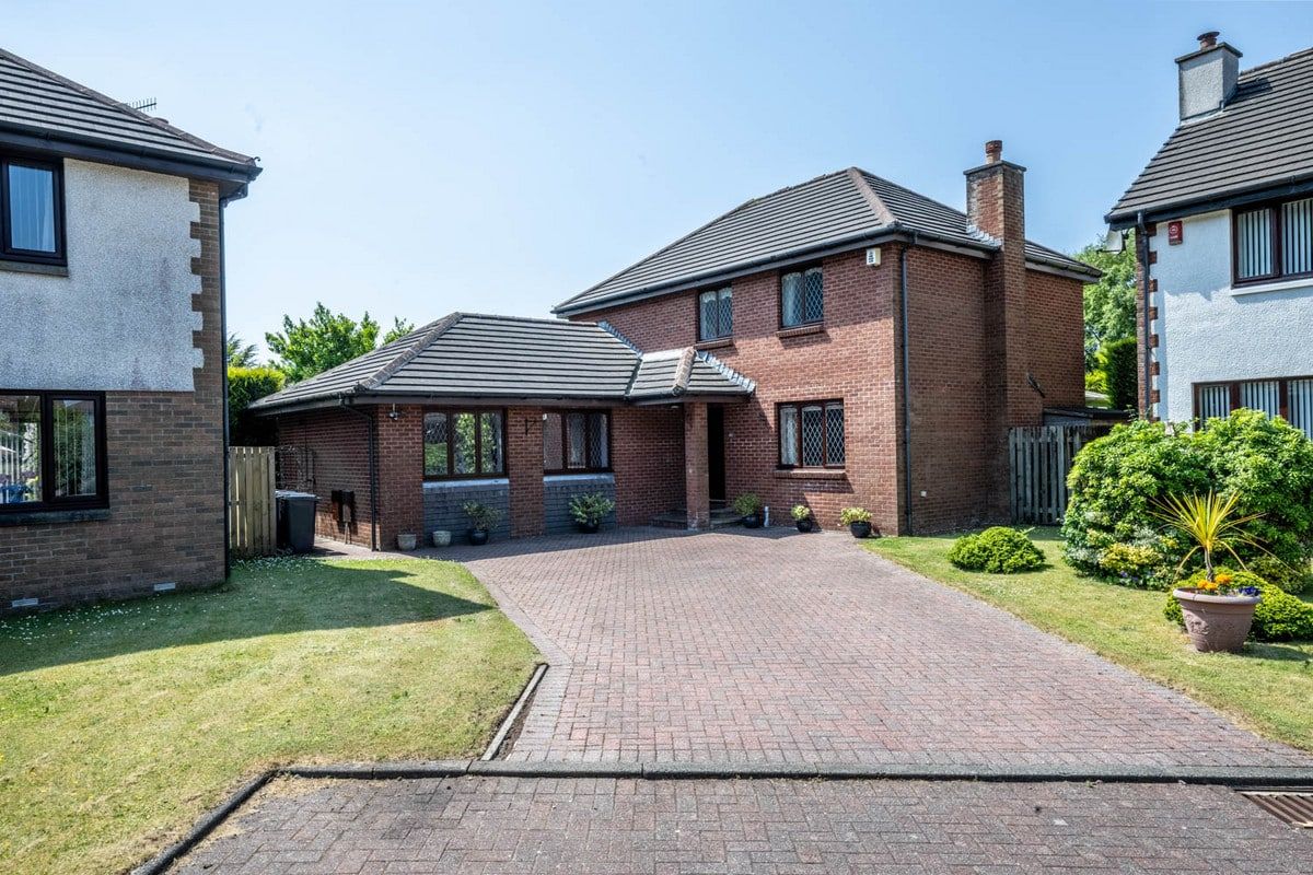 Tummel Road, Wemyss Bay, PA18 6BN