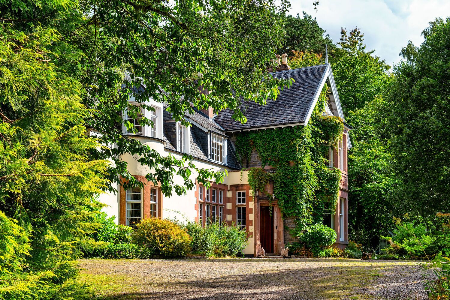 Bearnock Lodge, Drumnadrochit, Inverness, Highland, IV63 6TN