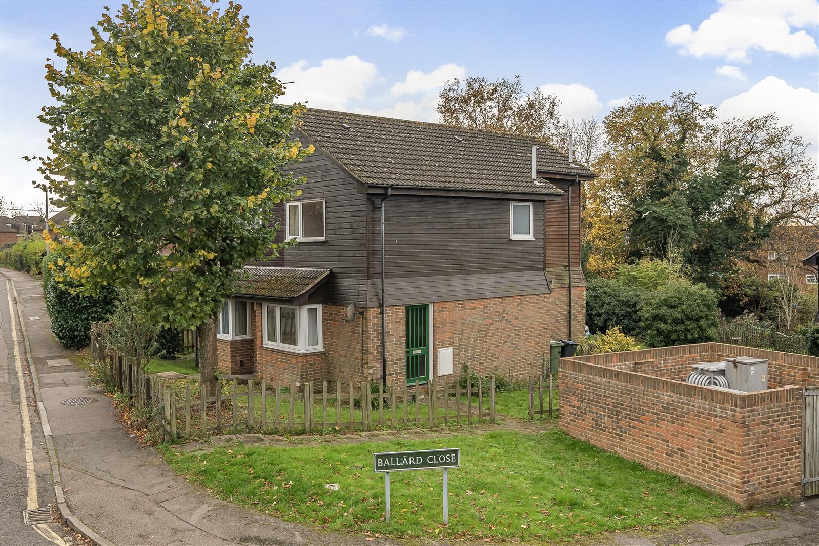 Ballard Close, Marden, Tonbridge, Kent, TN12 9HW