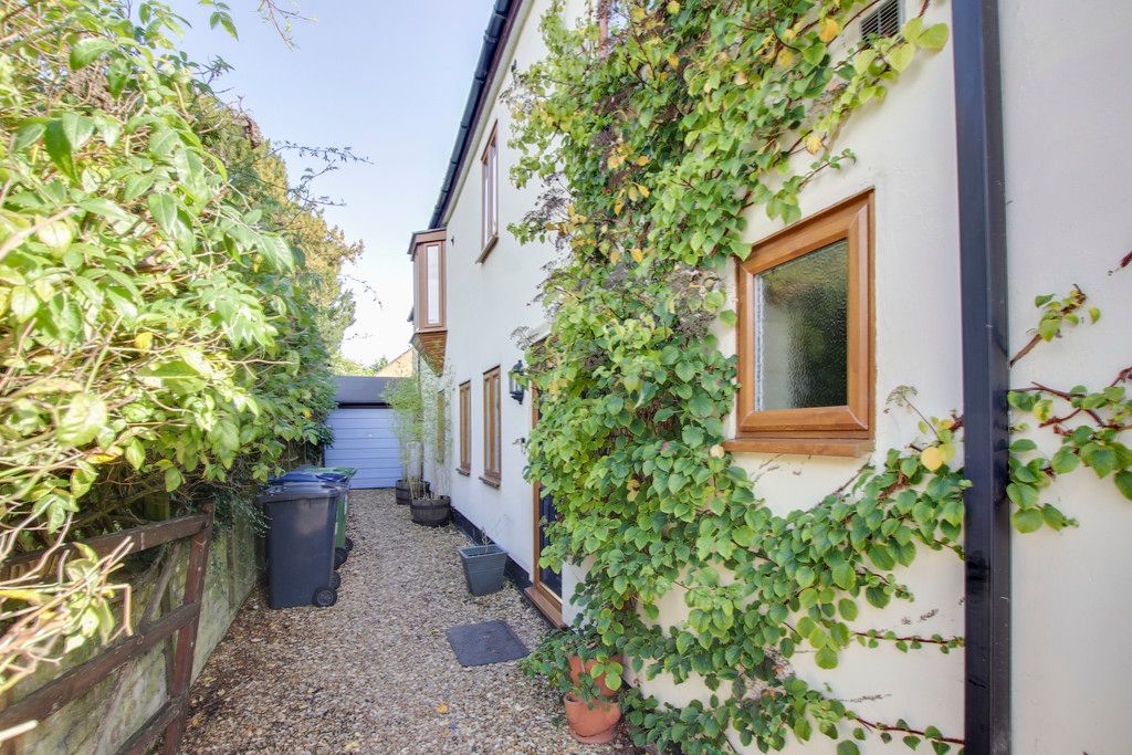 Montagu Street, Eynesbury, St Neots, PE19 2TD