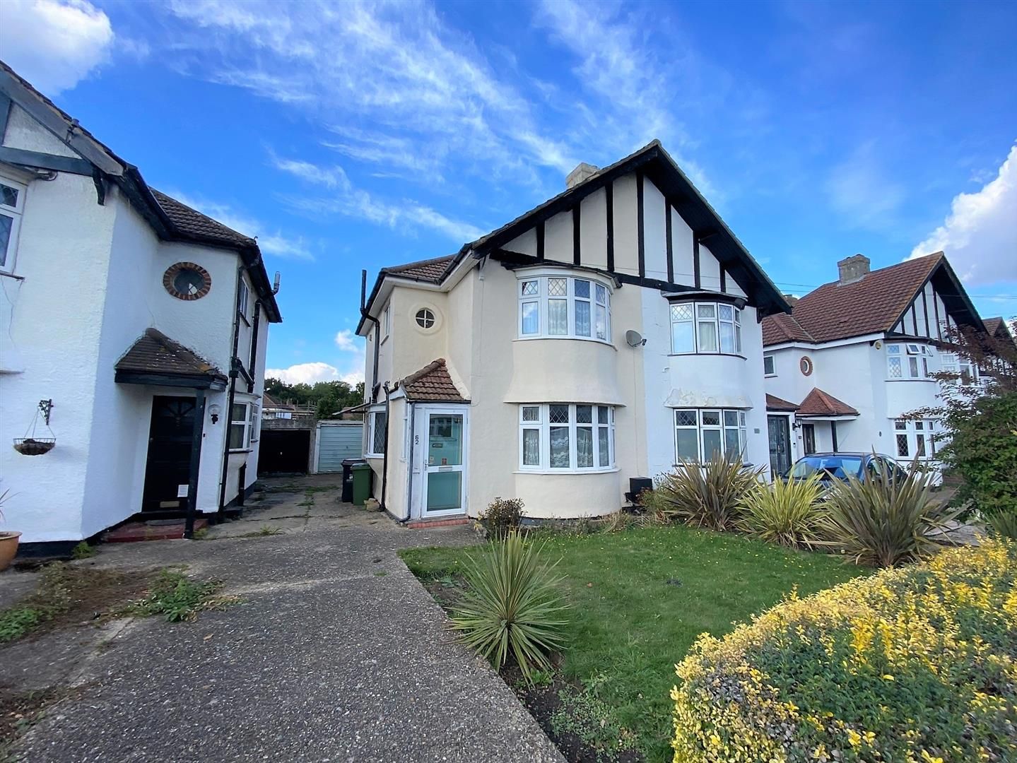 Crest View Drive, Petts Wood, Kent, BR5 1BY
