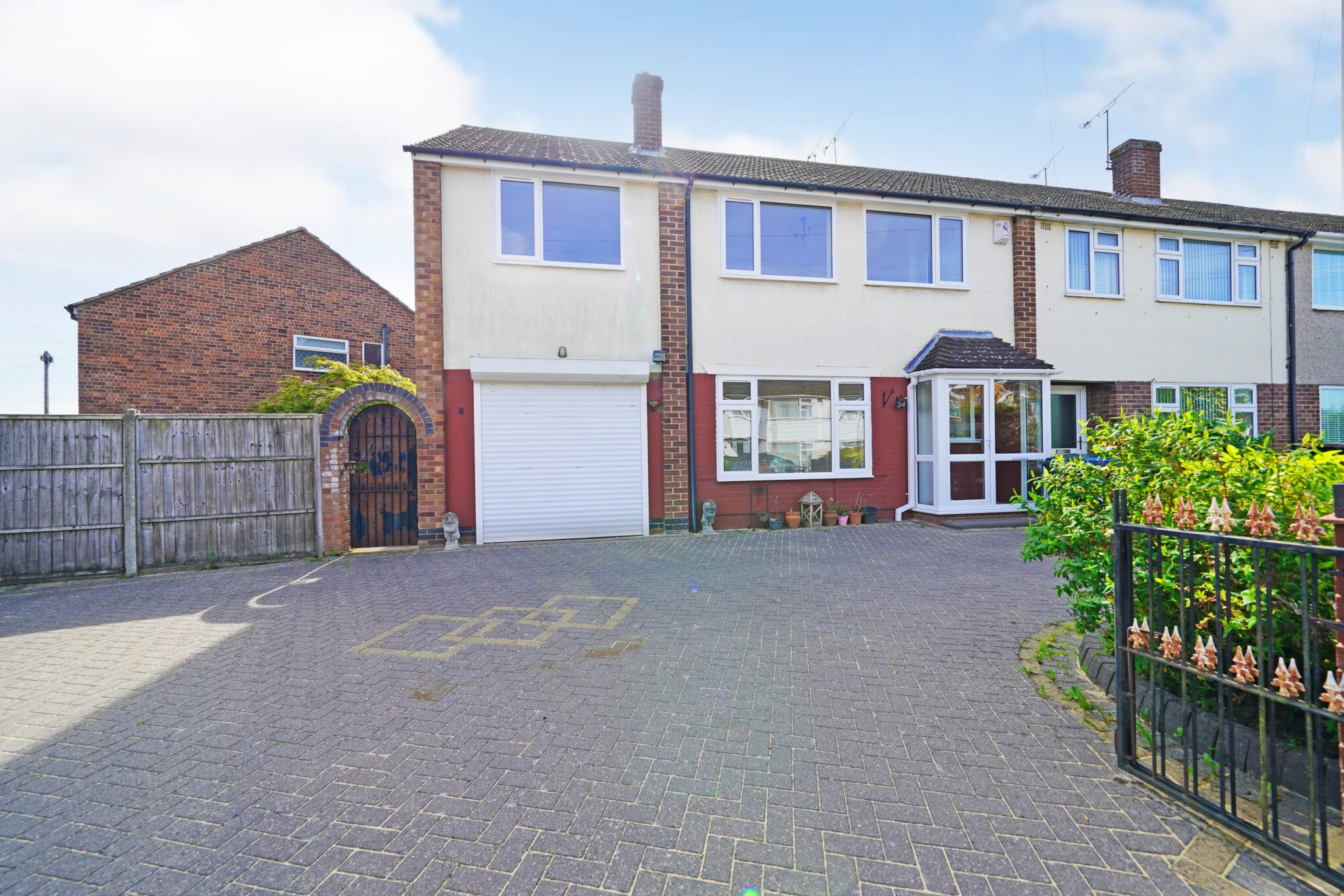 Bletchley Drive, Coventry, Coventry, CV5 9LW