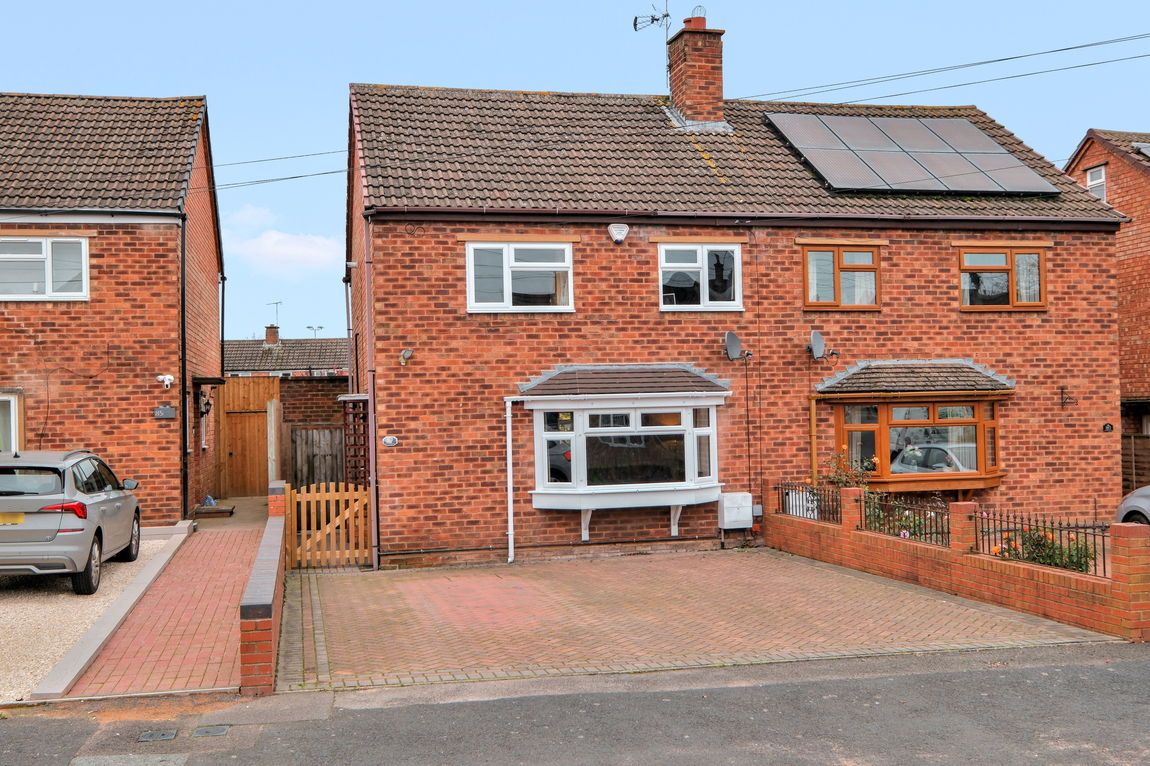 Salwarpe Road, Charford, Bromsgrove, B60 3HS