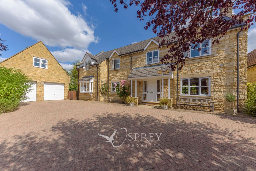 Laxton Drive, Oundle, Northamptonshire, PE8,