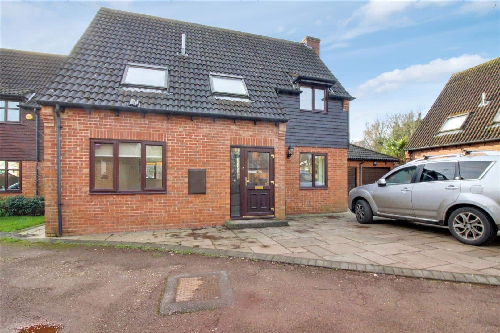 Lower Meadow, Cheshunt, Cheshunt Waltham Cross, Hertfordshire, EN8 0QU