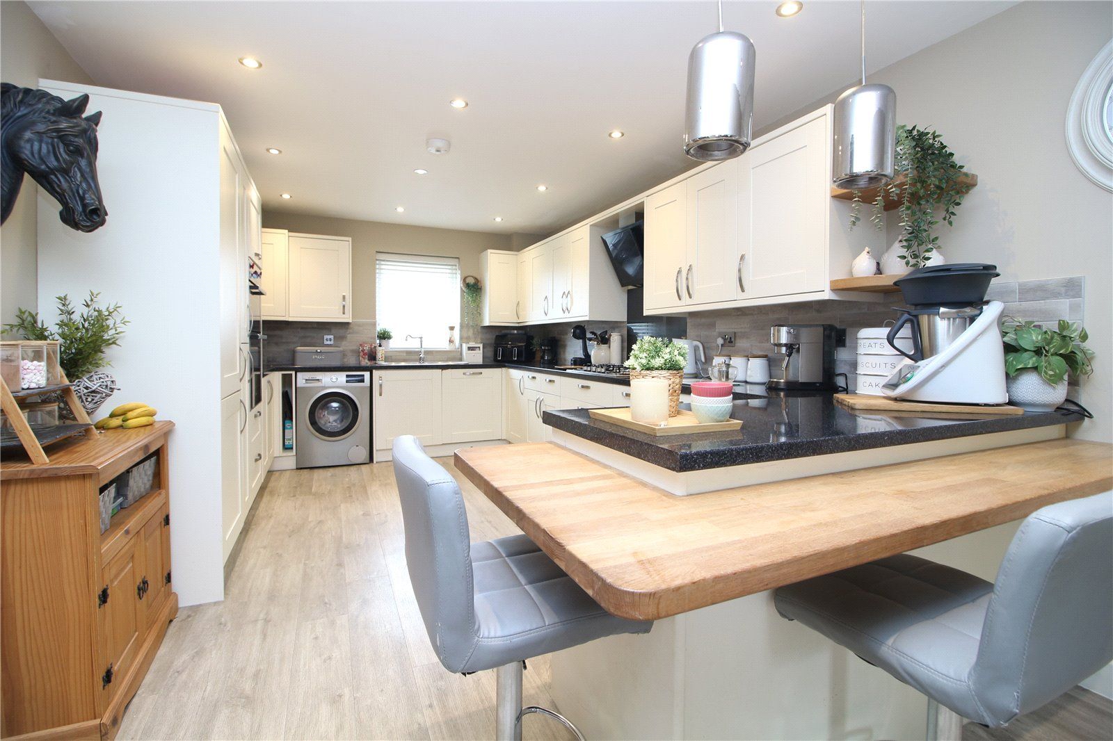 Chatsworth Way, New Milton, Hampshire, BH25 5UL