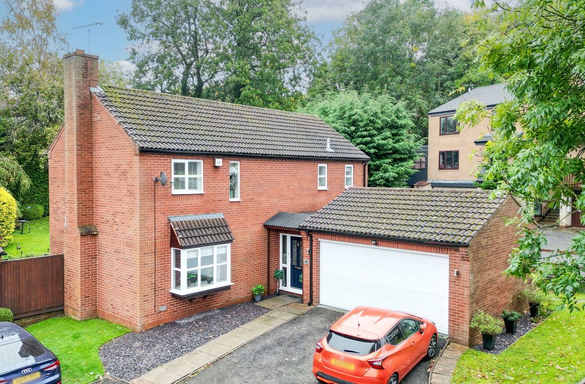 Brookfield Close, Hunt End, Redditch, B97 5LL