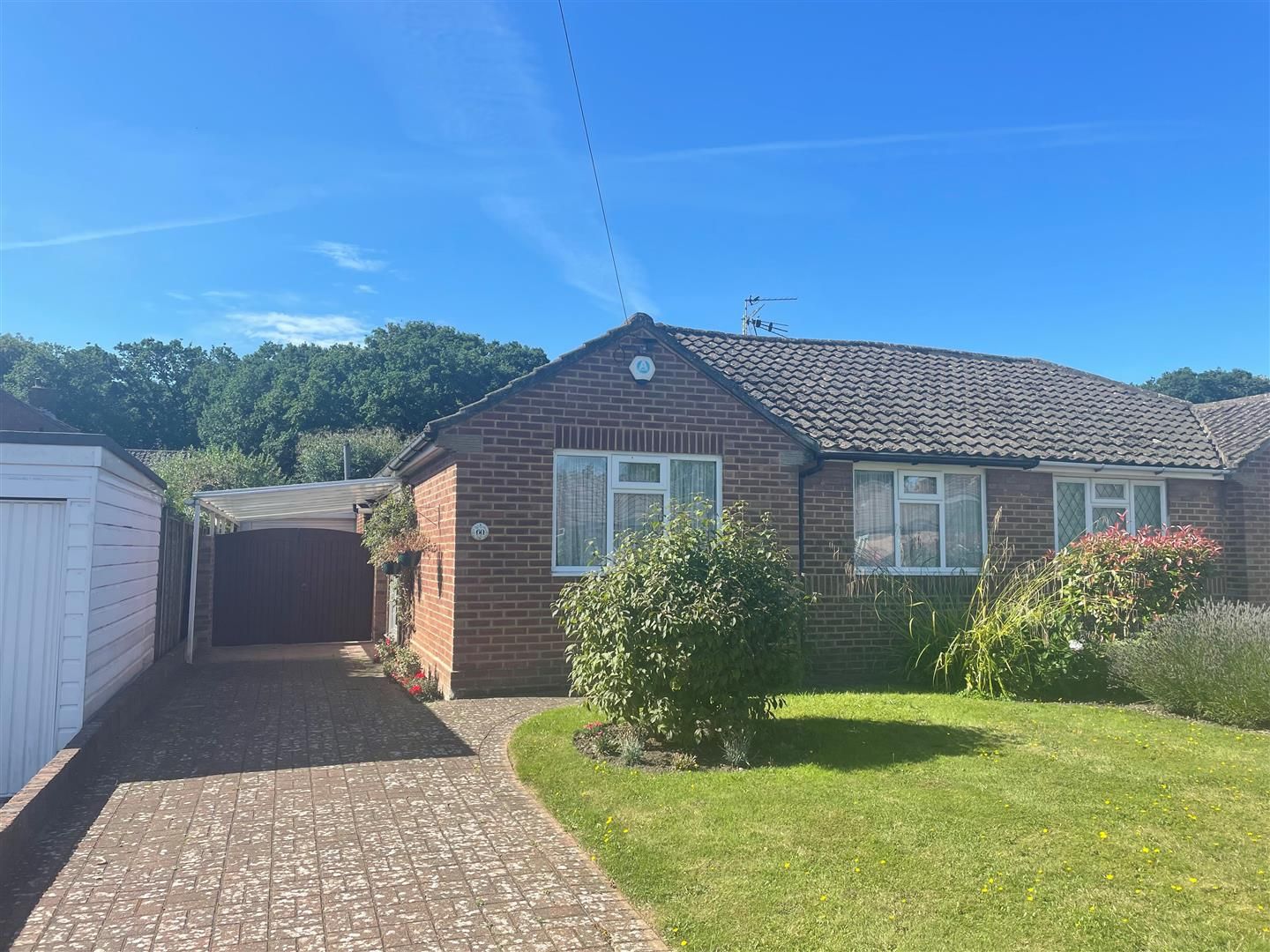 Rolleston Avenue, Petts Wood, Petts Wood Orpington, Kent, BR5 1AL