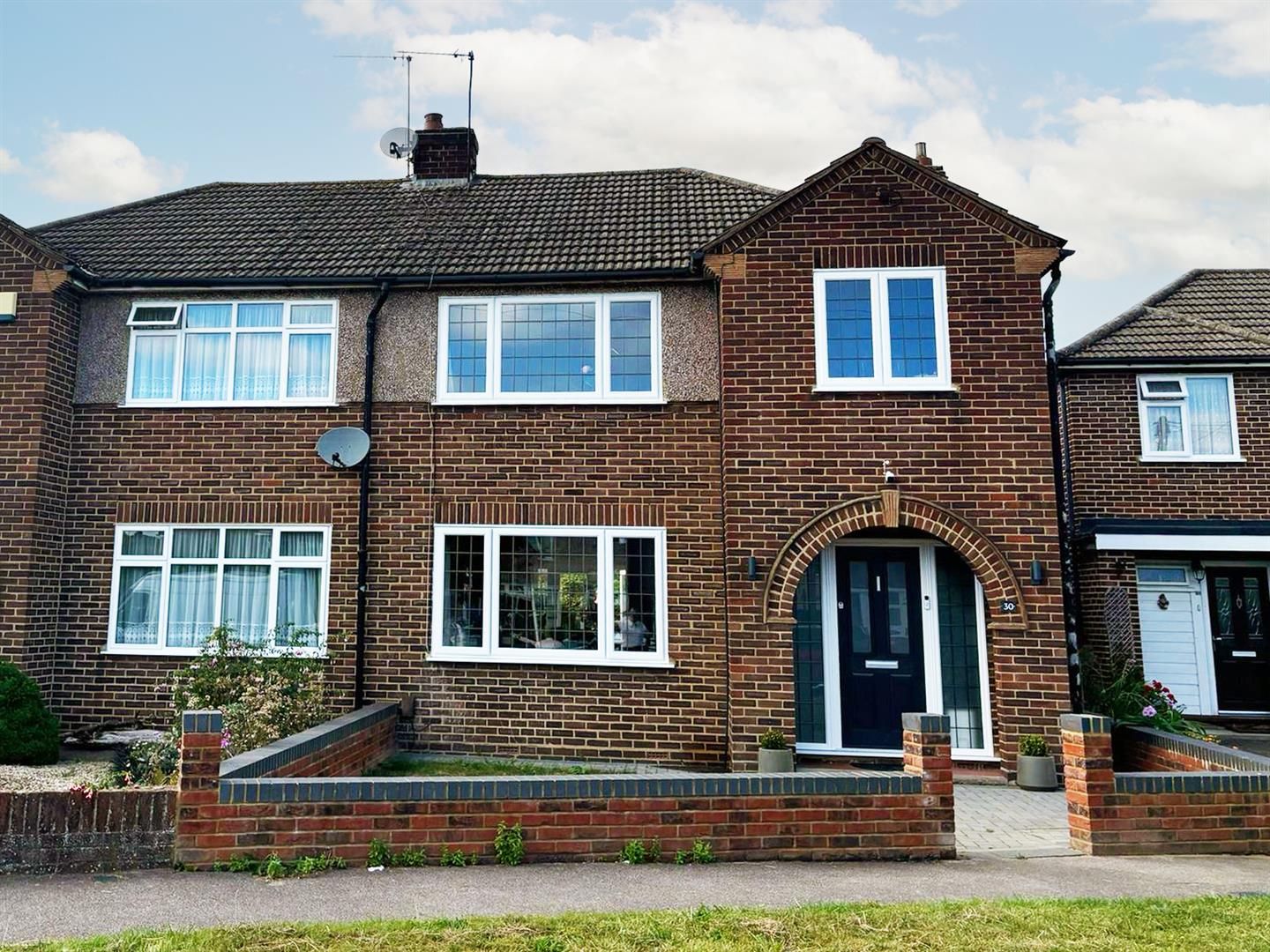 Rushleigh Avenue, Cheshunt, Waltham Cross, EN8 8PU