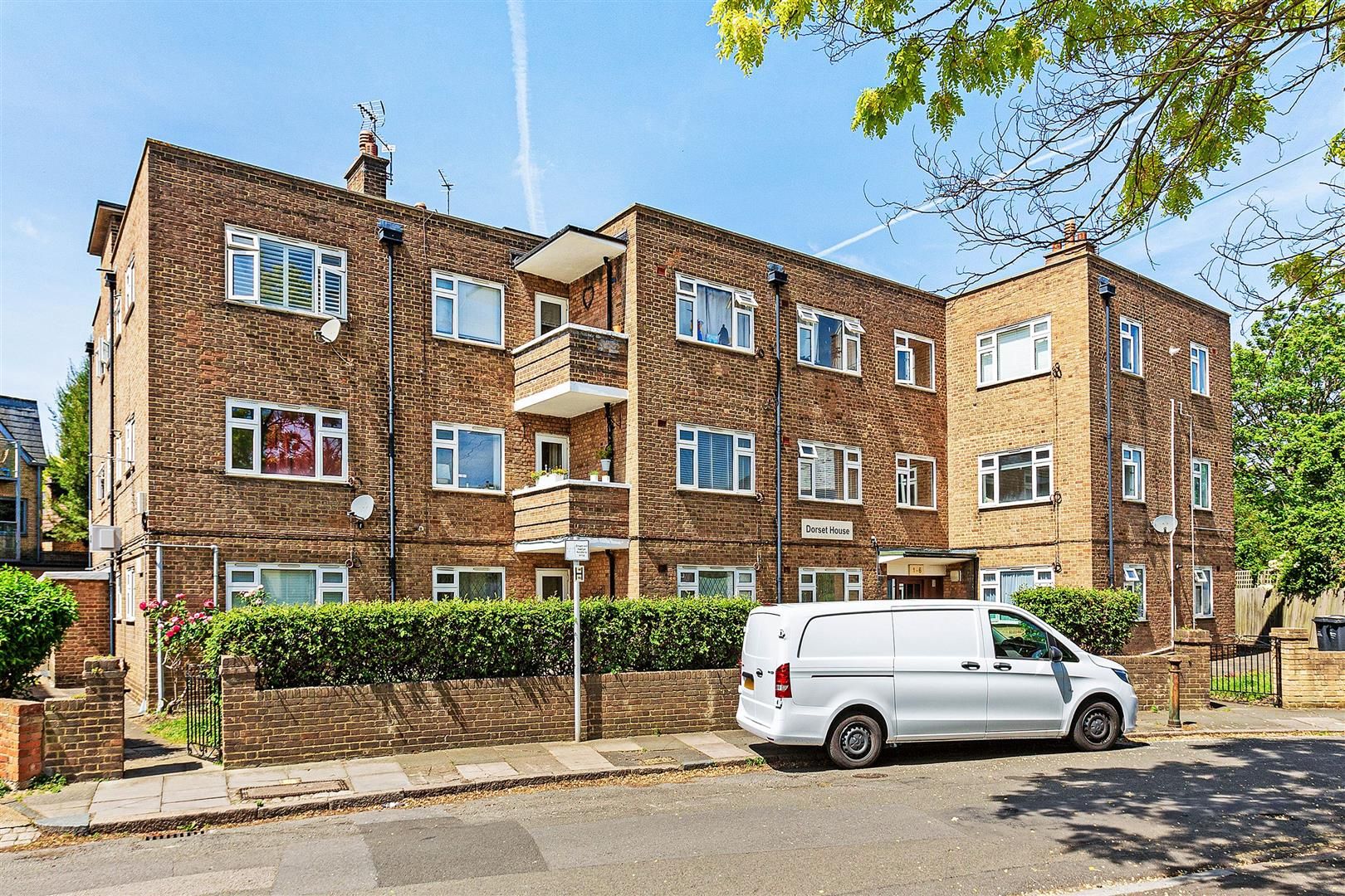 2 bed flat for sale in Stanton Road, Barnes, SW13 James Anderson