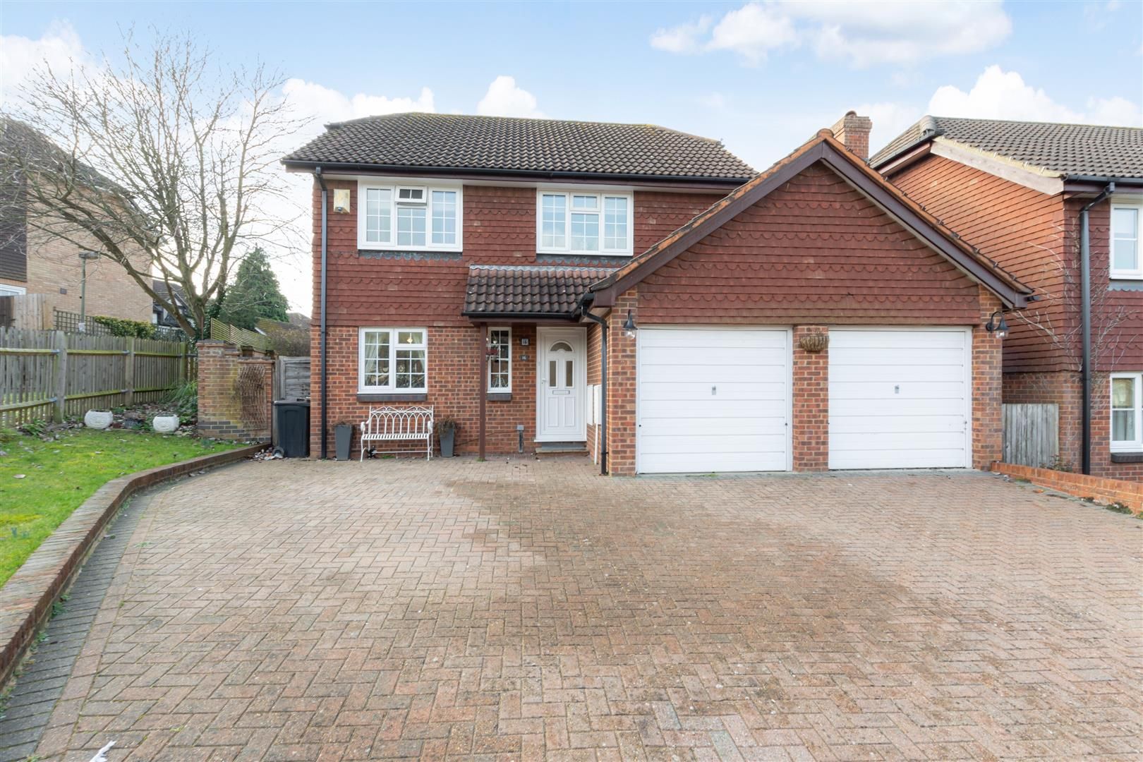 4 bed detached house for sale in Warnford Road, Orpington Edmund