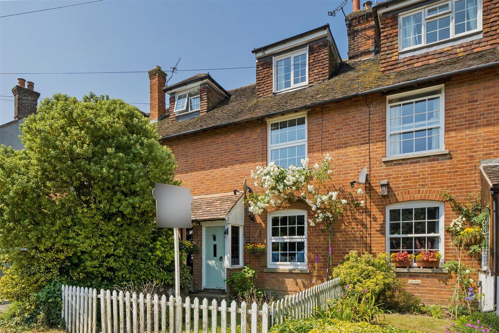 Dawsons Cottages, The Green, West Farleigh, Maidstone, ME15 0NN