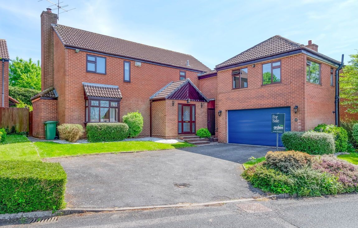 Brookfield Close, Hunt End, Redditch, B97 5LL