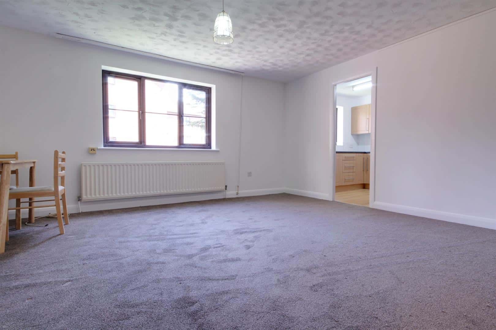 2 bed property to rent in Hawarden Hill, London Regal Estates
