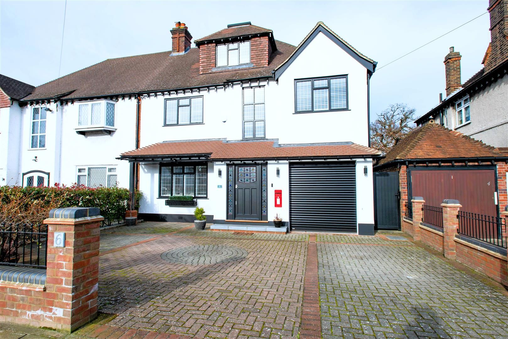 Petts Wood Road, Petts Wood, Orpington, BR5 1LB