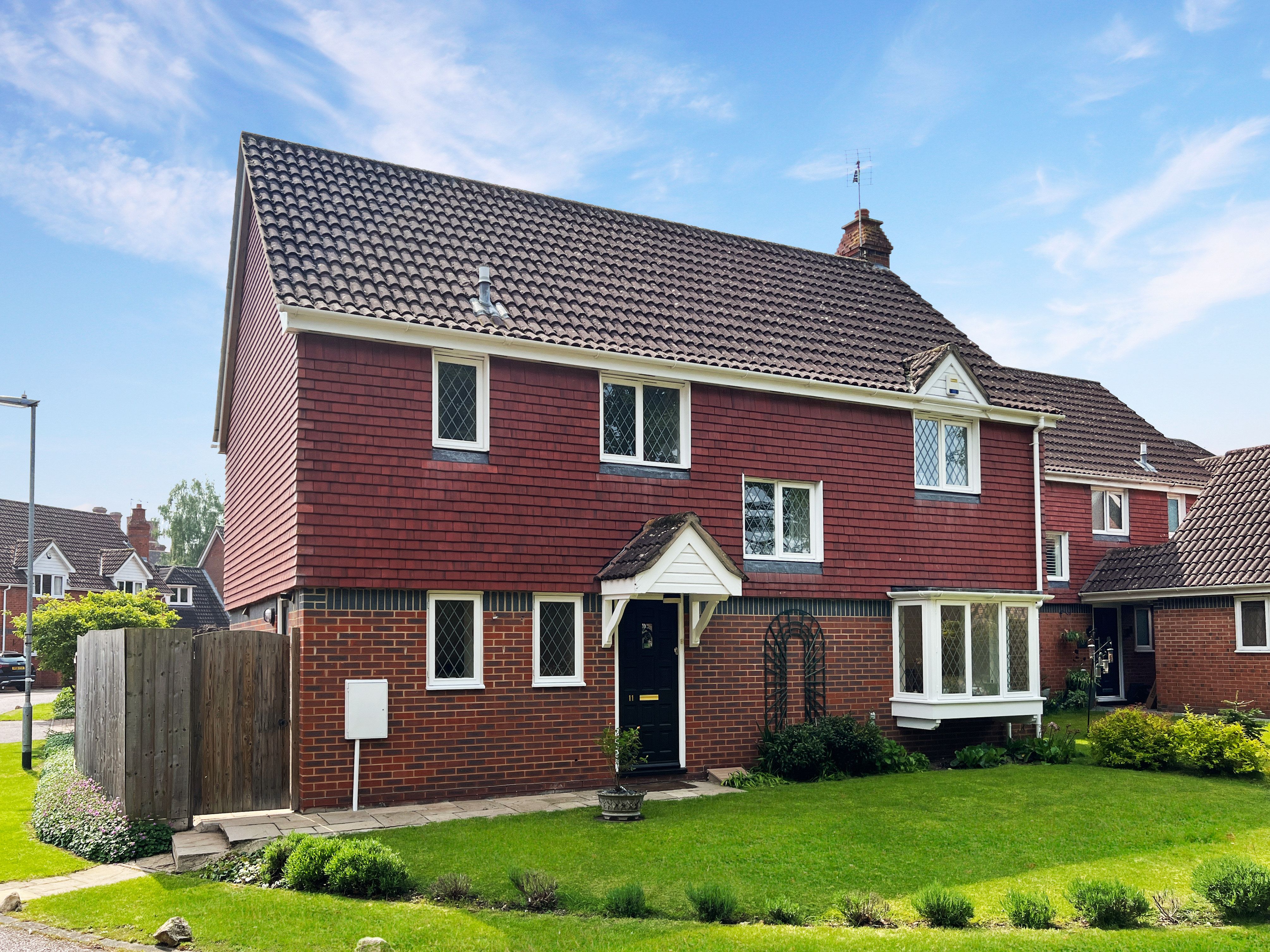 Manor Close, Brampton, Huntingdon, Huntingdon, PE28 4UF