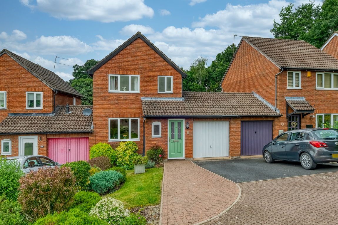 Underwood Close, Callow Hill, Redditch, B97 5YS