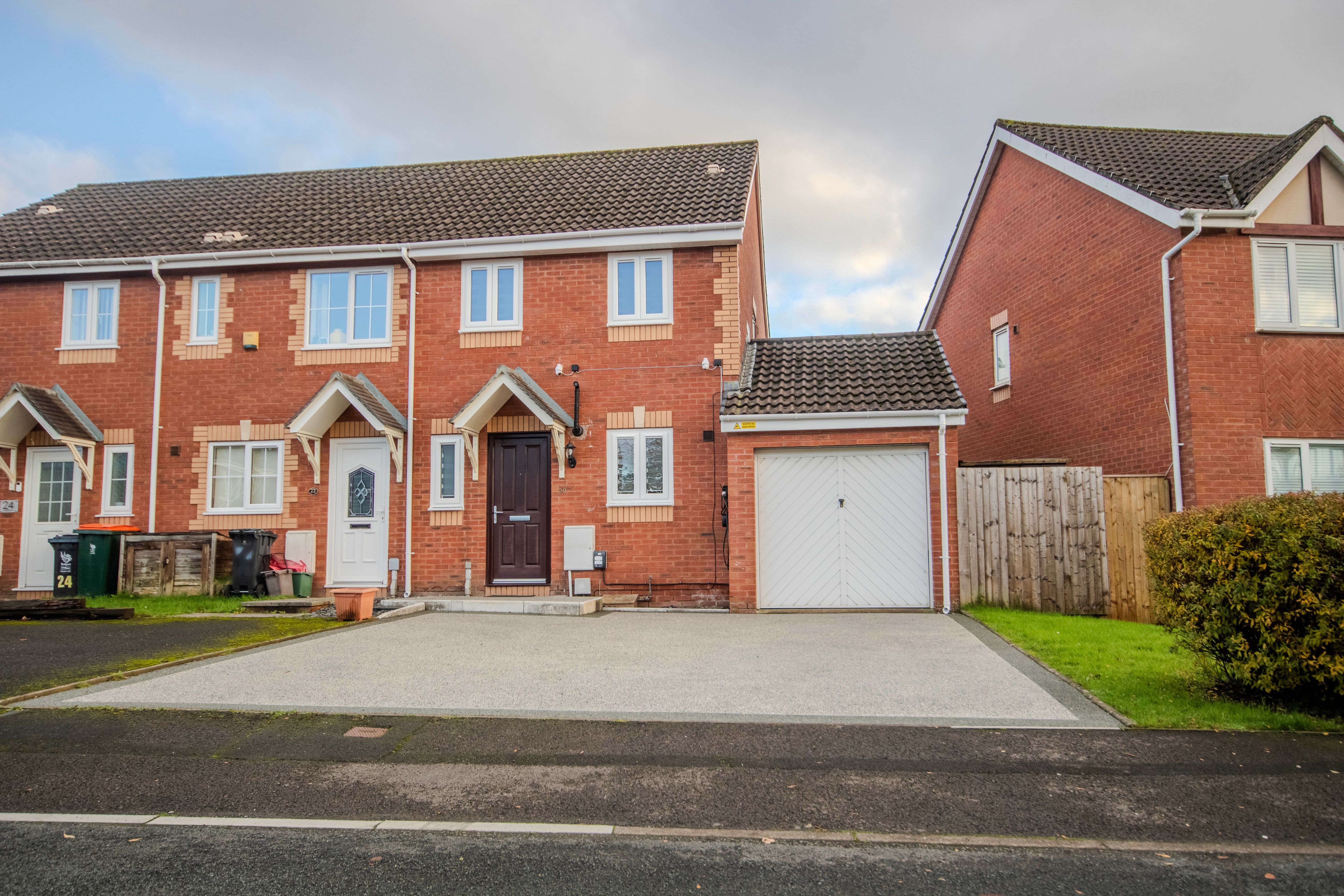 Delphinium Road, Rogerstone, NP10