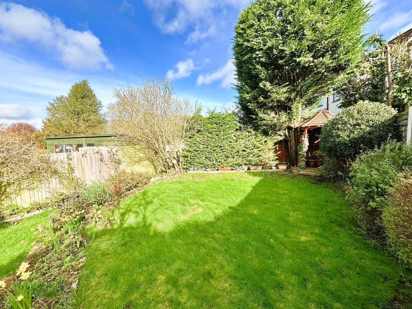 4 bed semidetached house for sale in Willett Way, Petts Wood East