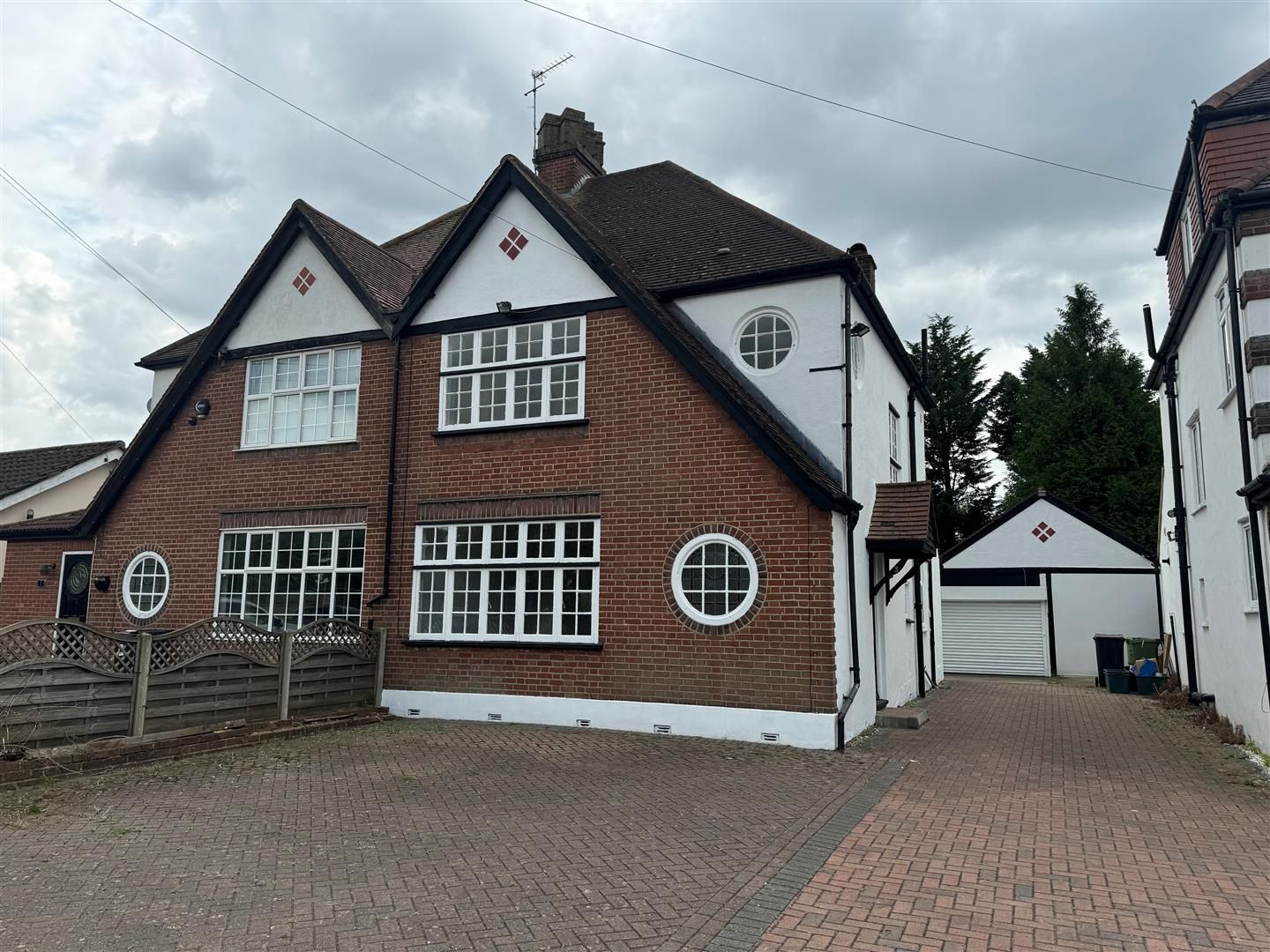 Petts Wood Road, Petts Wood, Kent, BR5 1JT