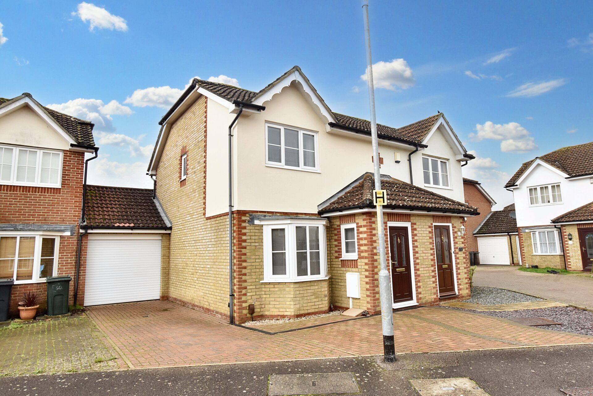 Manor House Drive, Kingsnorth, Ashford, Ashford, TN23 3LP