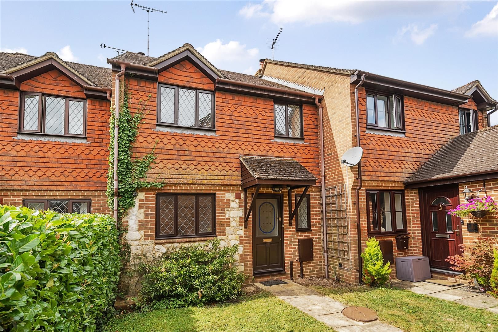 Haslewood Close, Smarden, Ashford, Kent, TN27 8NY