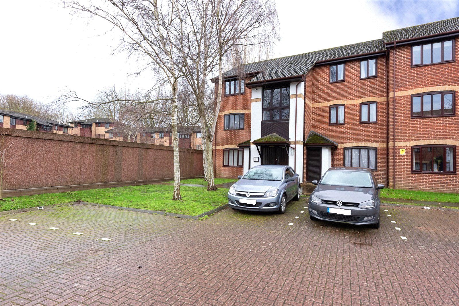 Pennyroyal Court, Reading, Berkshire, RG1 6HE