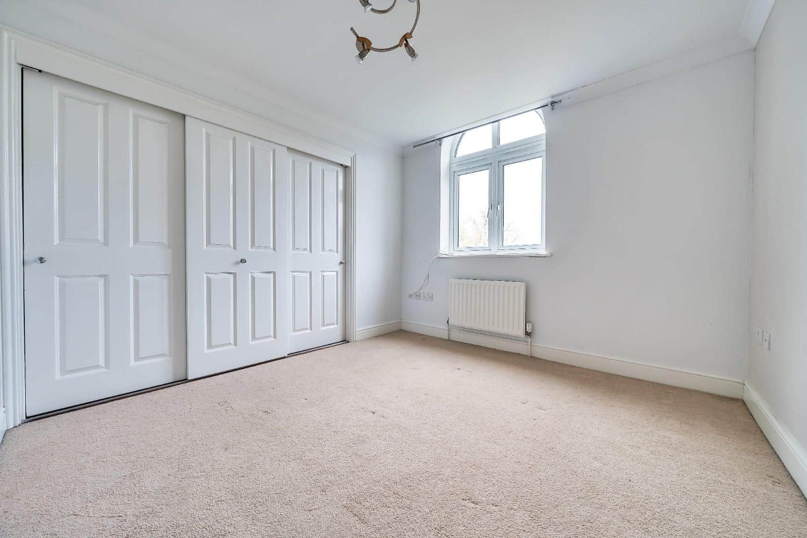 4 bed semidetached house for sale in The Lakes, Larkfield, Aylesford