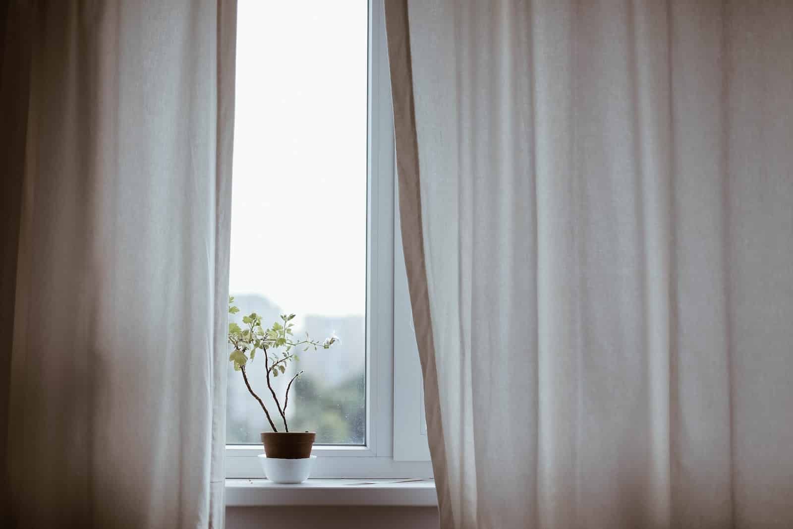 Window shopping: a quick guide to curtains & blinds