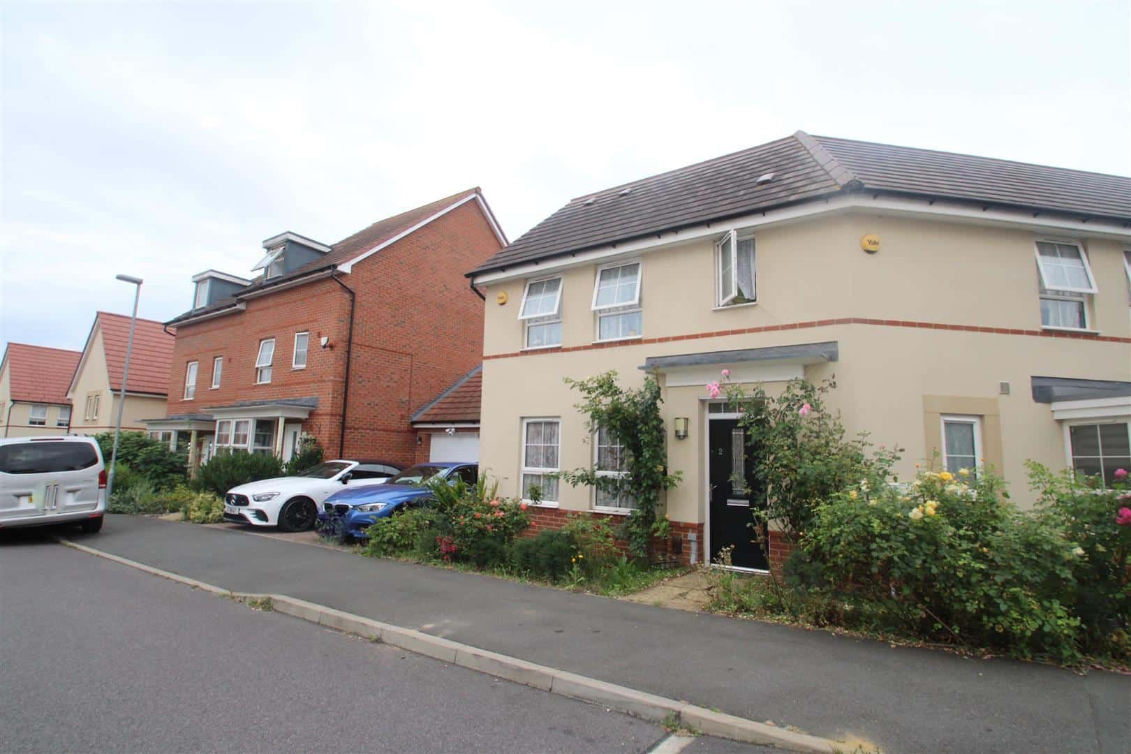 Burgundy Drive, Hemel Hempstead, HP2 7DB