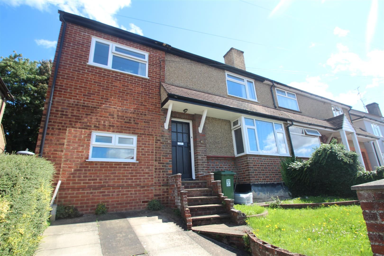 Maynards Road, Hemel Hempstead, Herts, HP2 4TR