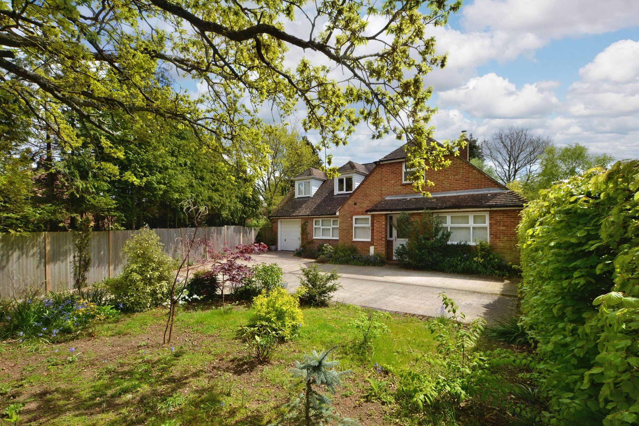 Sandyhurst Lane, Ashford, Ashford, TN25 4NS