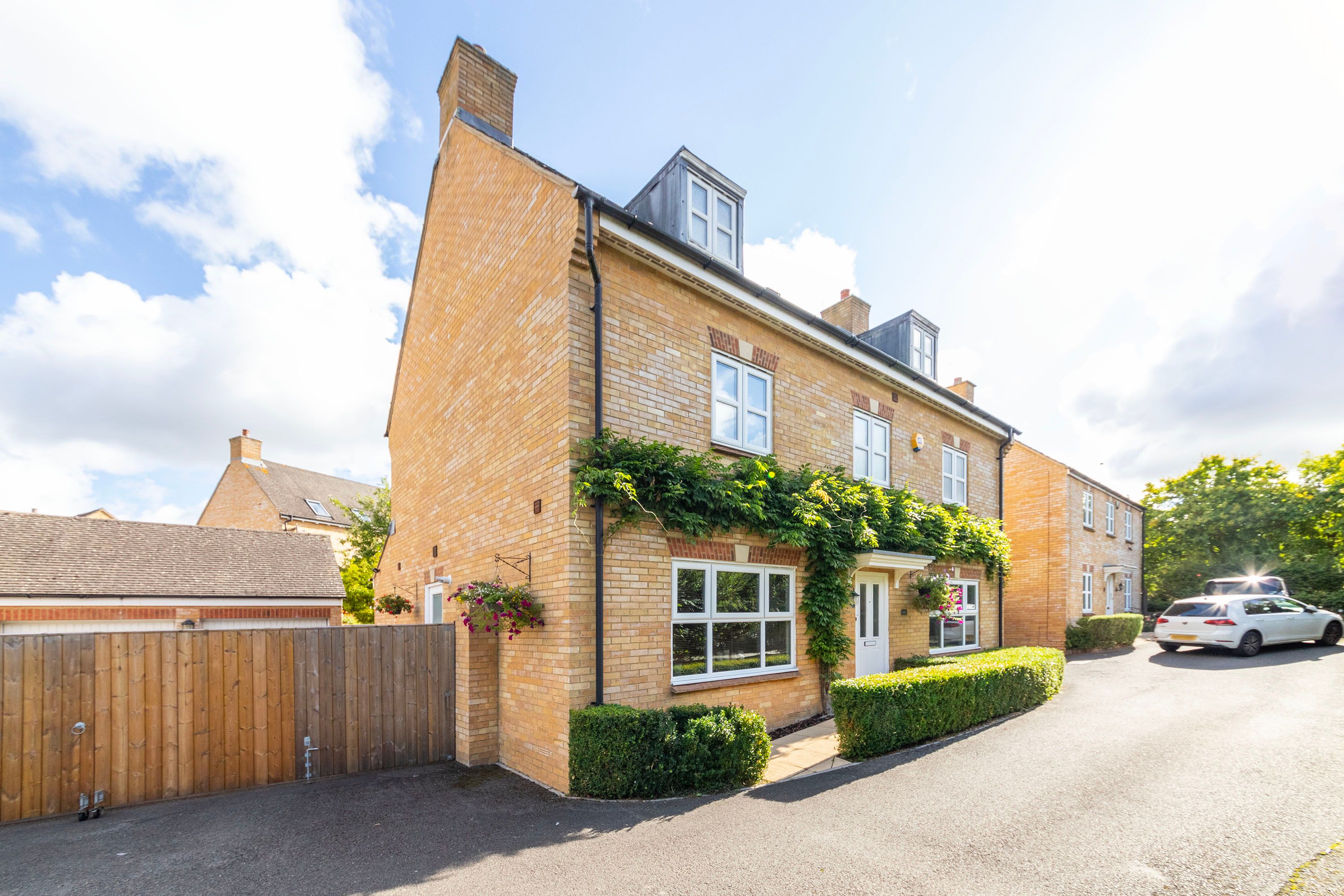 Harvest Way, Witney, Witney, OX28 1AH