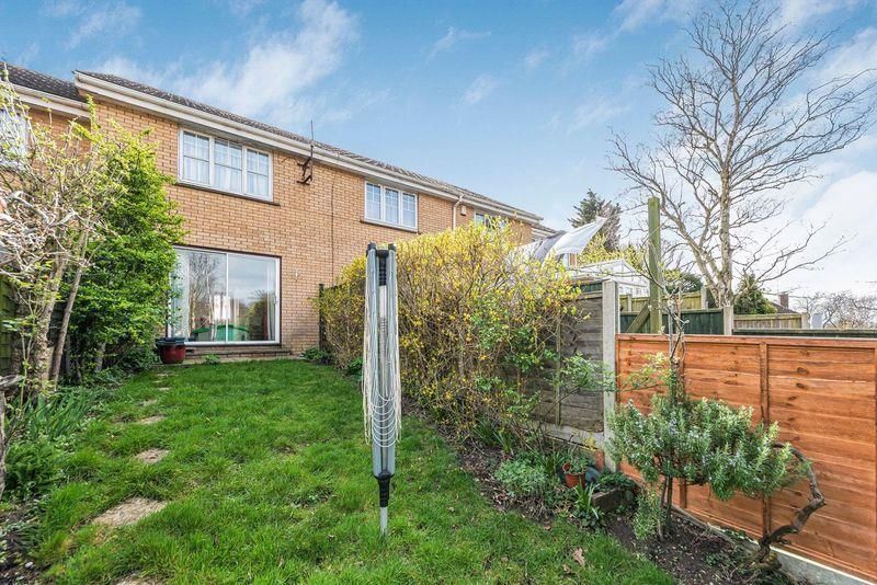 2 bed house for sale in Furzehill Square, St. Mary Cray, Orpington