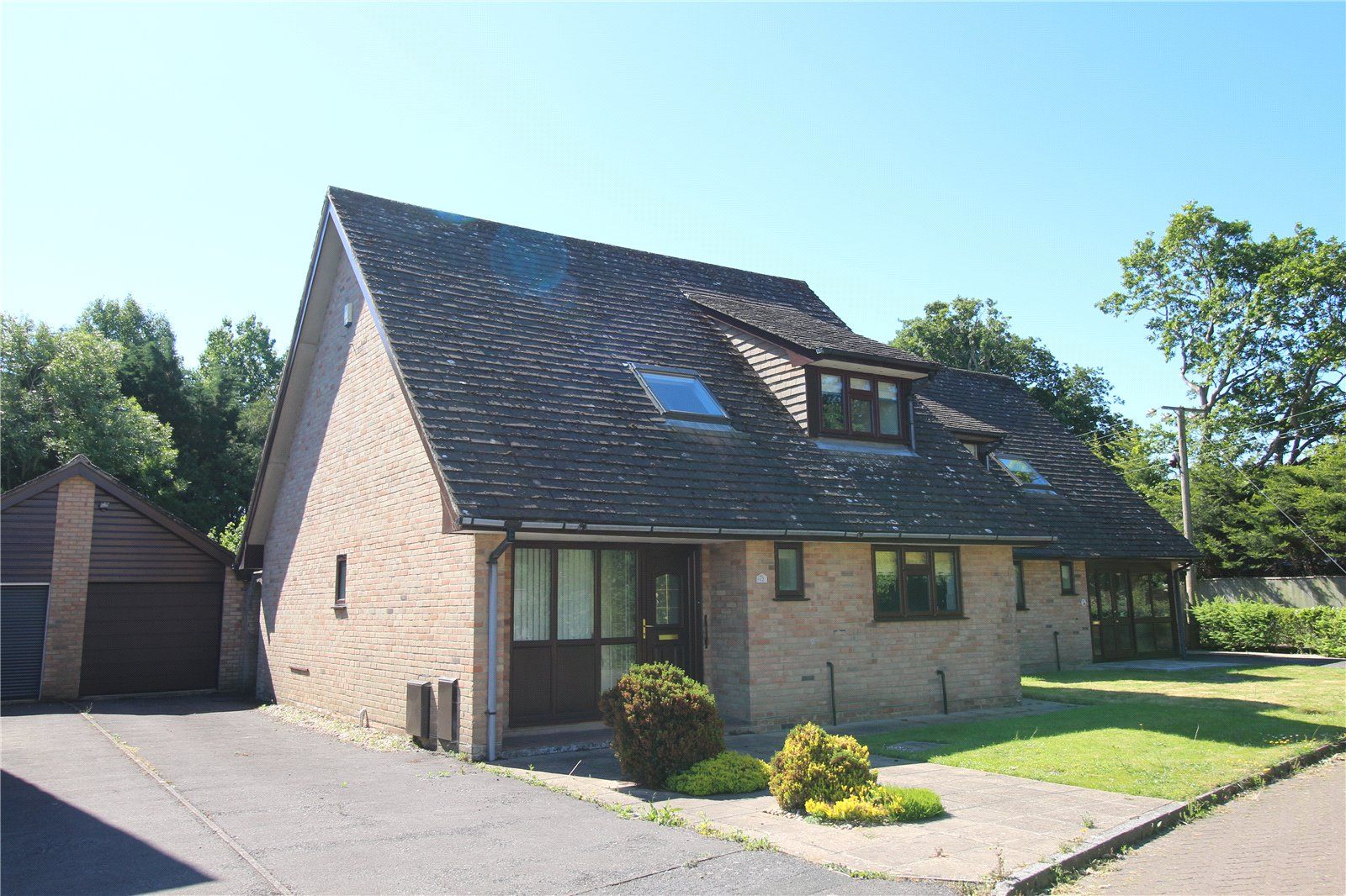 Mendip Close, New Milton, Hampshire, BH25 6TY