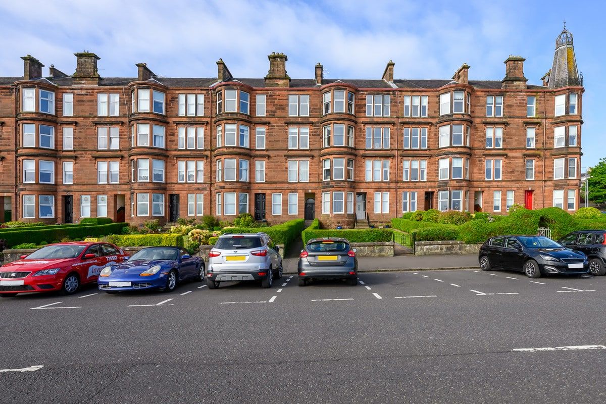 Sandringham Terrace, Esplanade, Greenock, PA16 7XL