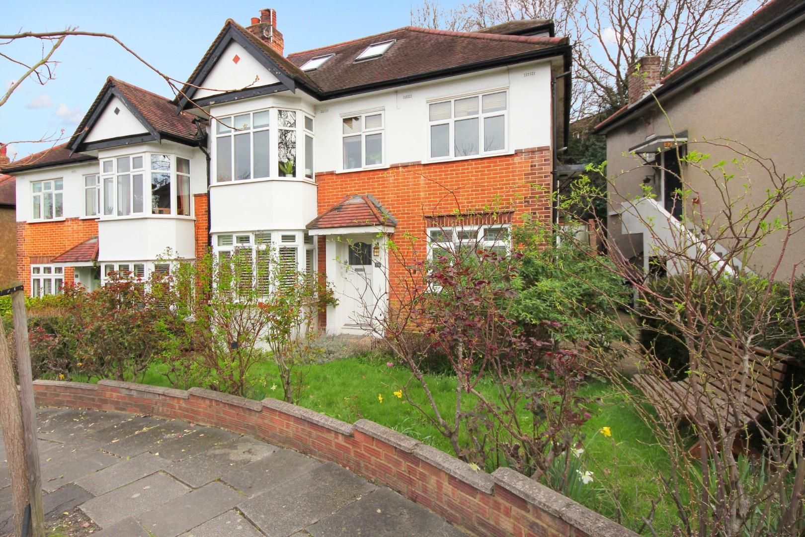 Sandall Close, London, W5 1JF