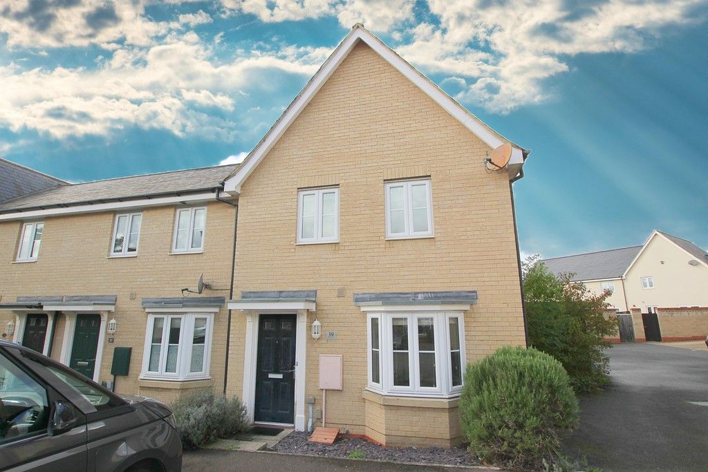 Lannesbury Crescent, St Neots, Cambridgeshire, PE19 6AG