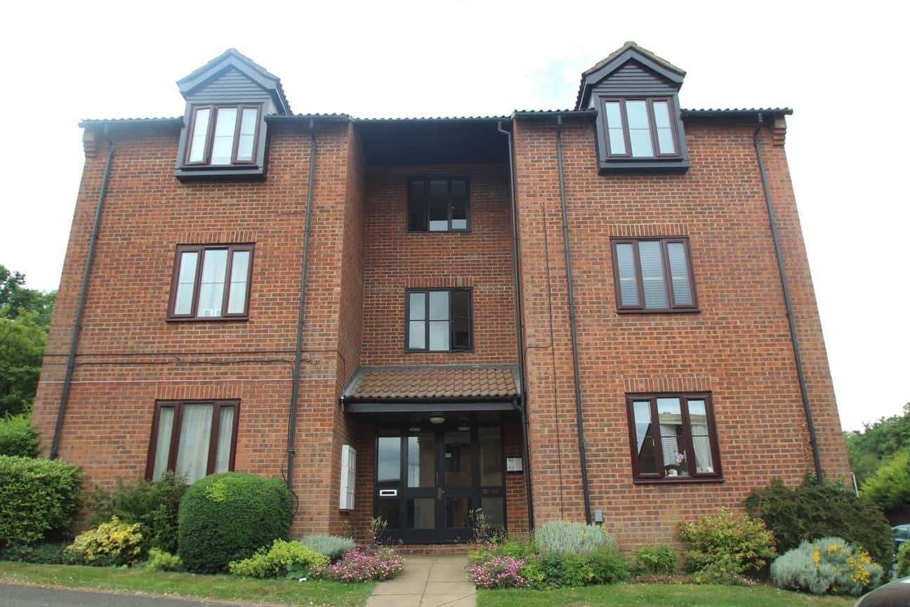 Half Moon Meadow, Hemel Hempstead, Herts, HP2 7SD